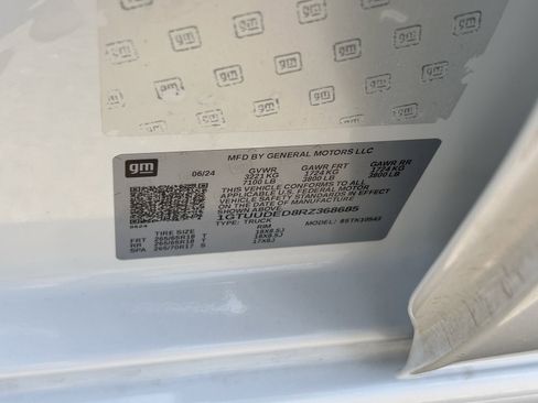 Certified 2024 GMC Sierra 1500 SLT image 31