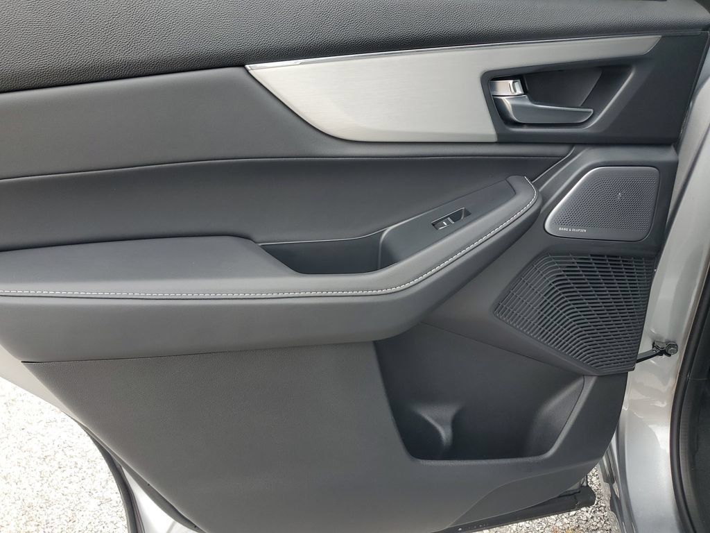 Certified 2026 Acura MDX w/ Technology Package FWD image 15