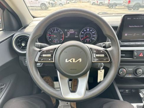 Used 2024 Kia Forte LXS image 30