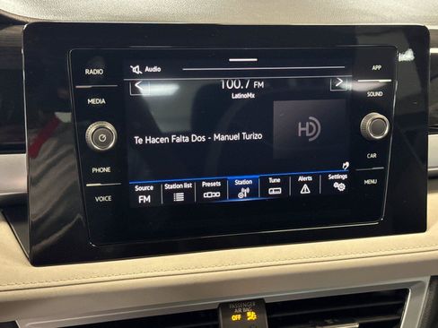 New 2026 Volkswagen Taos SE AWD/4WD image 17