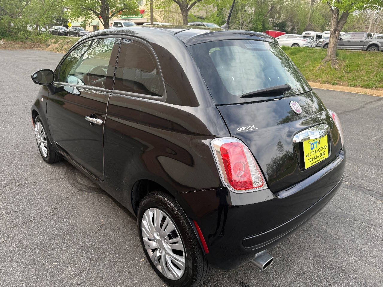 Used 2015 FIAT 500 Pop FWD image 3