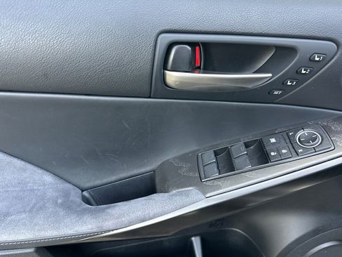 Certified 2022 Lexus IS 500 w/ Accessory Package image 12