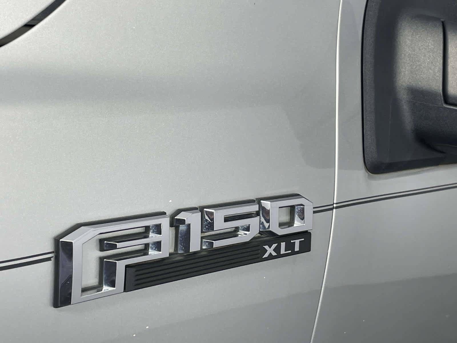 Used 2016 Ford F150 XLT w/ Equipment Group 302A Luxury AWD/4WD image 12