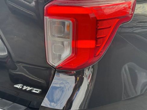 Certified 2023 Ford Explorer XLT w/ Equipment Group 202A image 31