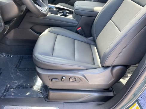 New 2026 Chevrolet Suburban Z71 w/ Comfort Package image 9