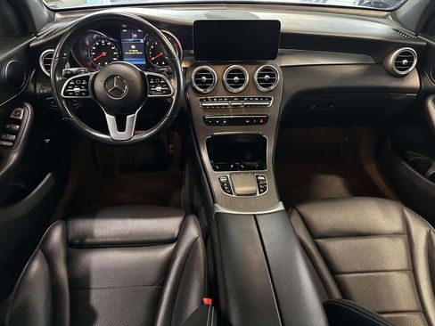 Used 2022 Mercedes-Benz GLC 300 4MATIC image 16