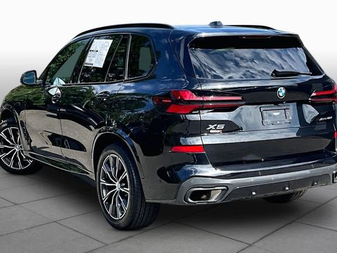 Used 2024 BMW X5 xDrive40i w/ M Sport Package AWD/4WD image 12