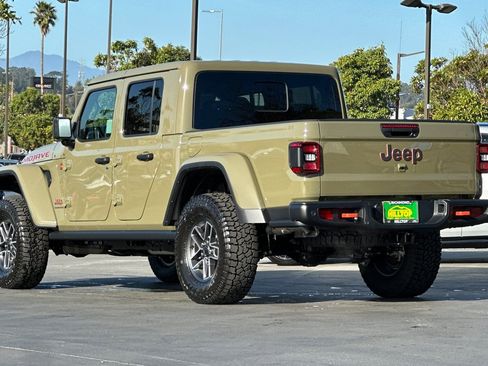 New 2026 Jeep Gladiator Mojave image 6