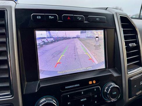 Used 2021 Ford F350 Lariat w/ Chrome Package image 20