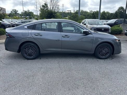 New 2026 Nissan Sentra SV w/ Floor Mat Package FWD image 8