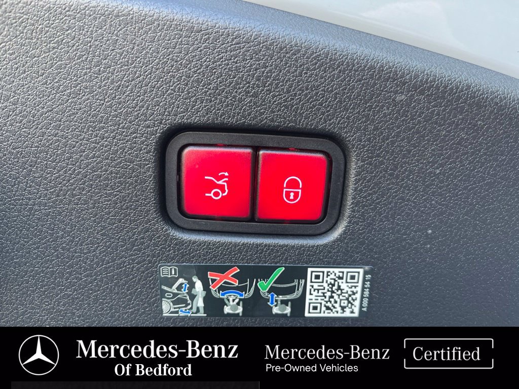Used 2024 Mercedes-Benz CLE 300 4MATIC Coupe image 17
