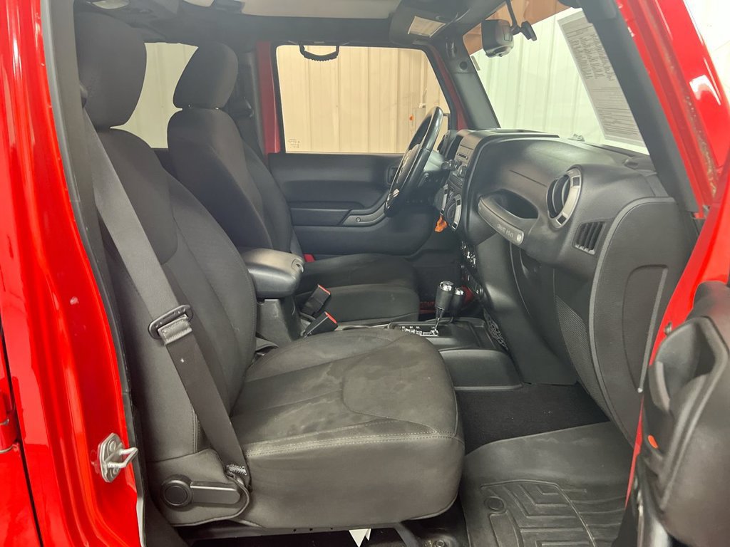 Used 2017 Jeep Wrangler Unlimited Sport w/ Quick Order Package 24S AWD/4WD image 19