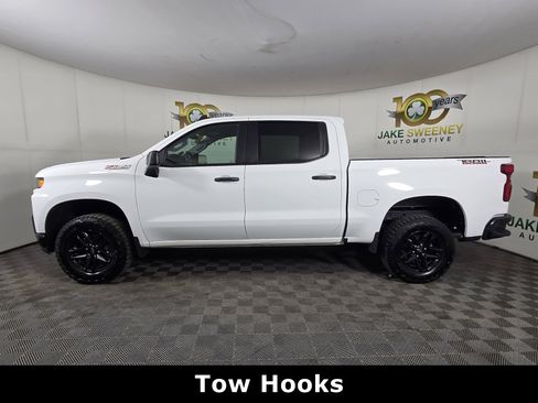 Certified 2022 Chevrolet Silverado 1500 Custom Trail Boss w/ LPO, Dark Essentials Package image 4