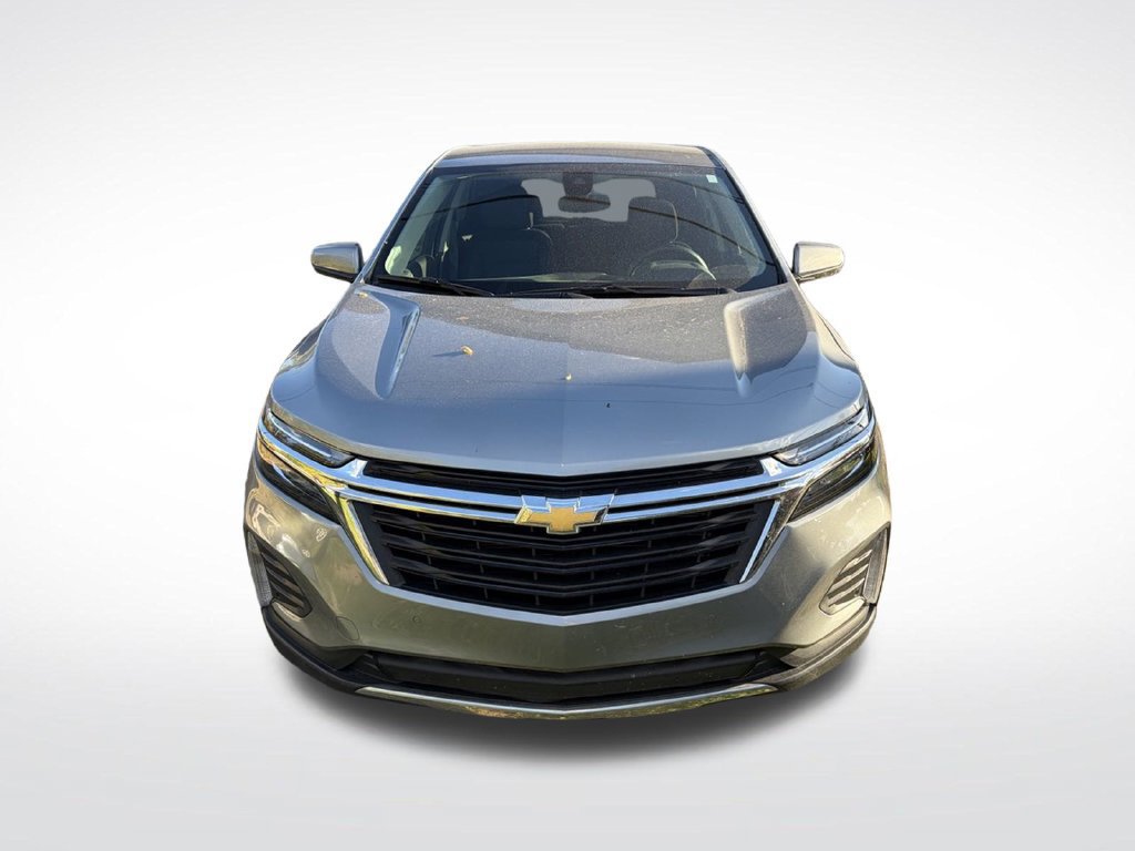 Used 2024 Chevrolet Equinox LT w/ LPO, Floor Liner Package FWD image 2