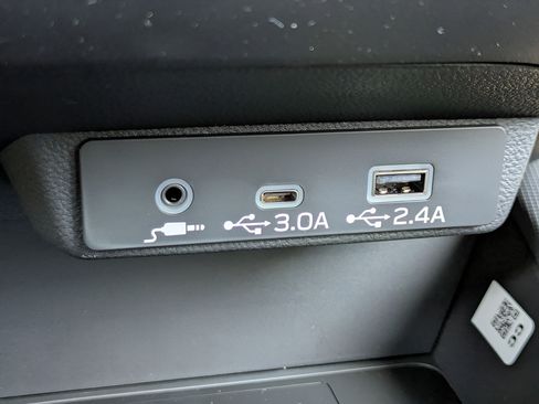 Used 2026 Subaru Forester Touring AWD/4WD image 23
