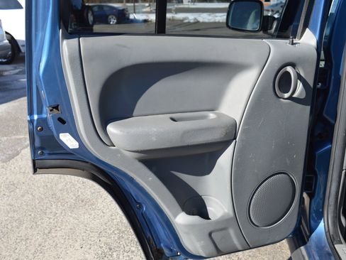 Used 2006 Jeep Liberty Sport image 27