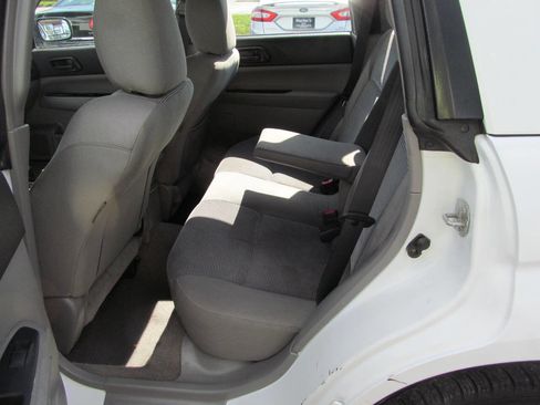 Used 2006 Subaru Forester 2.5X image 17