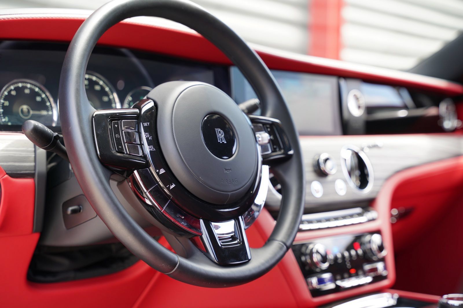 Used 2022 Rolls-Royce Ghost w/ Ghost Package AWD/4WD image 21