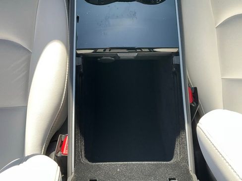 Used 2020 Tesla Model 3 Long Range image 45