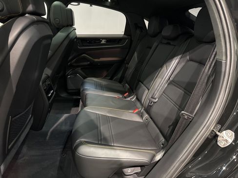 Used 2025 Porsche Cayenne GTS image 35