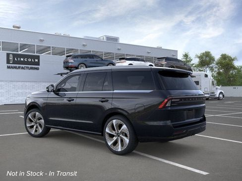 New 2026 Lincoln Navigator Black Label AWD/4WD image 4