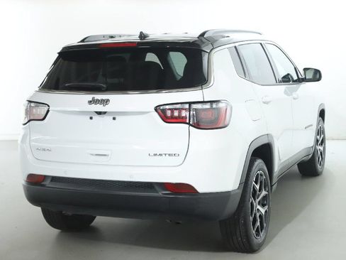 Used 2025 Jeep Compass Limited AWD/4WD image 45