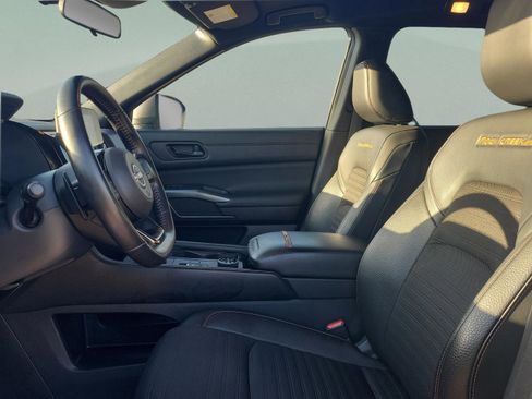 Certified 2023 Nissan Pathfinder Rock Creek image 22