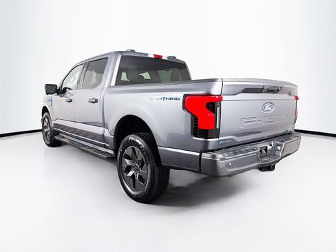 Used 2024 Ford F150 Lightning XLT AWD/4WD image 9