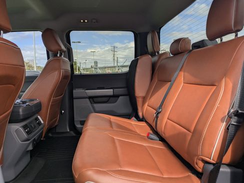 Used 2021 Ford F150 XLT image 14