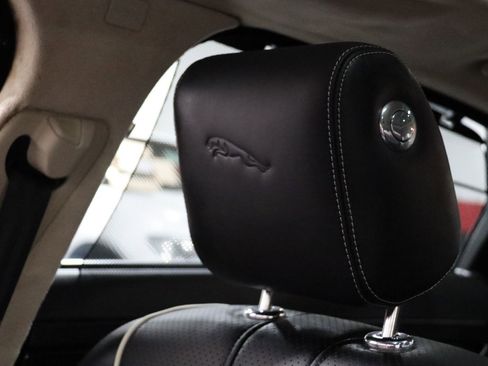 Used 2014 Jaguar XJ L Portfolio image 64