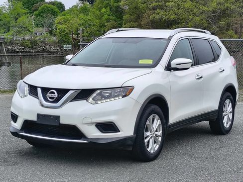 Used 2016 Nissan Rogue SV AWD/4WD image 3