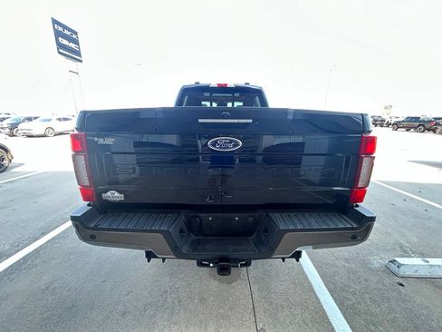 Used 2020 Ford F250 King Ranch w/ King Ranch Ultimate Package AWD/4WD image 3