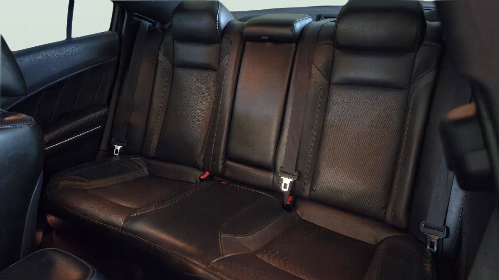 Used 2018 Dodge Charger R/T w/ Plus Group RWD image 23