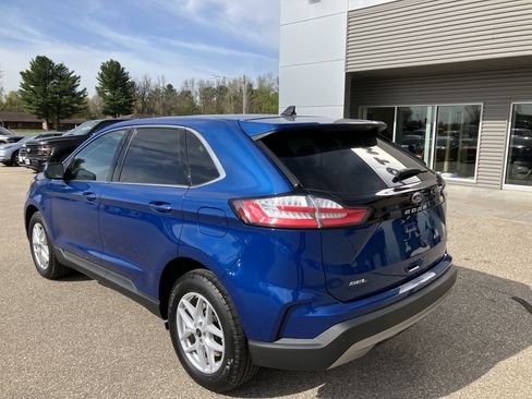 Used 2024 Ford Edge SEL w/ Convenience Package AWD/4WD image 8