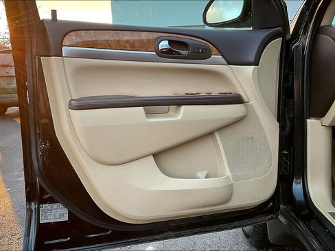 Used 2012 Buick Enclave Leather w/ LPO, Cargo Convenience Pkg image 25