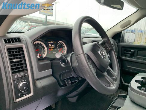 Used 2018 RAM 1500 Express image 11