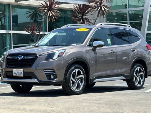 Used 2023 Subaru Forester Touring w/ Popular Package #2 AWD/4WD image 8