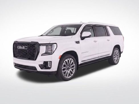 Used 2023 GMC Yukon XL Denali Ultimate AWD/4WD image 34