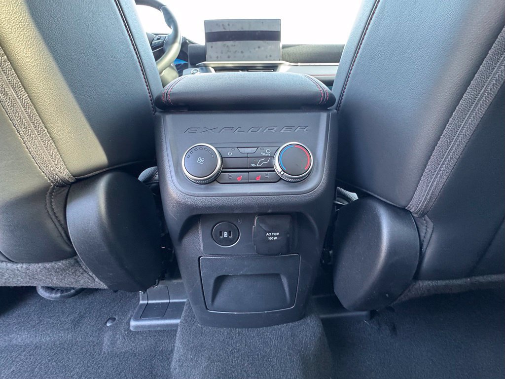 Used 2025 Ford Explorer ST AWD/4WD image 33