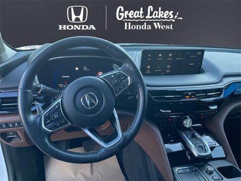 Used 2023 Acura MDX SH-AWD w/ Advance Package image 9