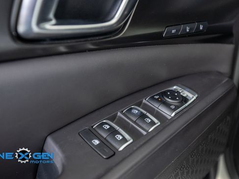 Used 2026 Kia Carnival SX Prestige FWD image 12