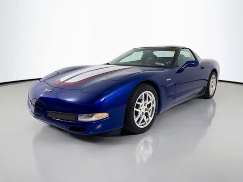 Used 2004 Chevrolet Corvette Z06 w/ Z06 Preferred Equipment Group RWD image 4