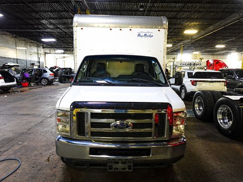 Used 2019 Ford E-350 and Econoline 350 Super Duty w/ Power Windows & Locks Group RWD image 2