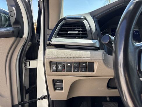 Used 2019 Honda Odyssey Elite image 20
