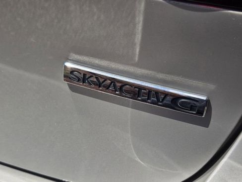 Used 2024 MAZDA MAZDA3 s image 9