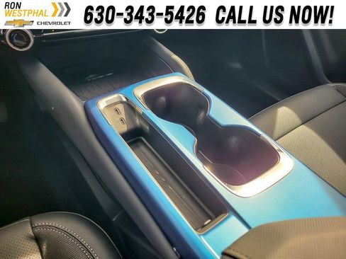 New 2026 Chevrolet Equinox EV LT image 16