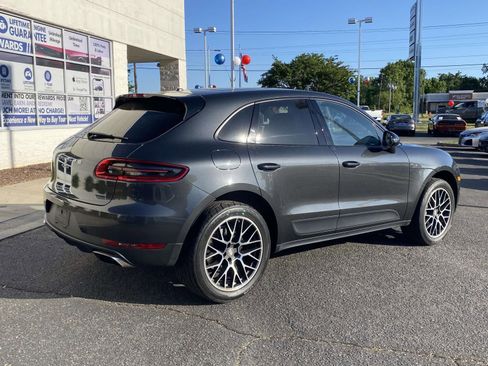 Used 2018 Porsche Macan w/ Premium Package Plus AWD/4WD image 7