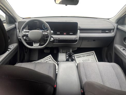 Used 2025 Hyundai Ioniq 5 SE RWD image 10