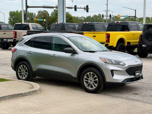 Used 2022 Ford Escape SE w/ Convenience Package AWD/4WD image 7