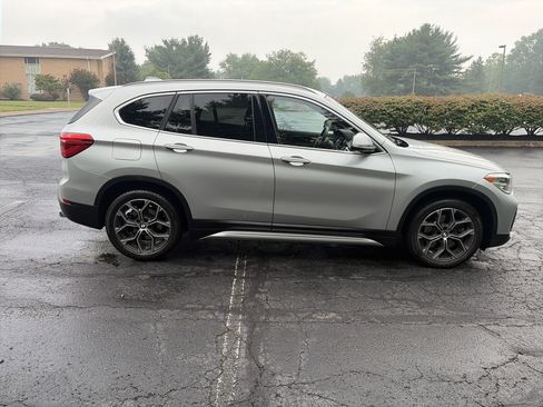 Used 2021 BMW X1 xDrive28i w/ Convenience Package AWD/4WD image 4
